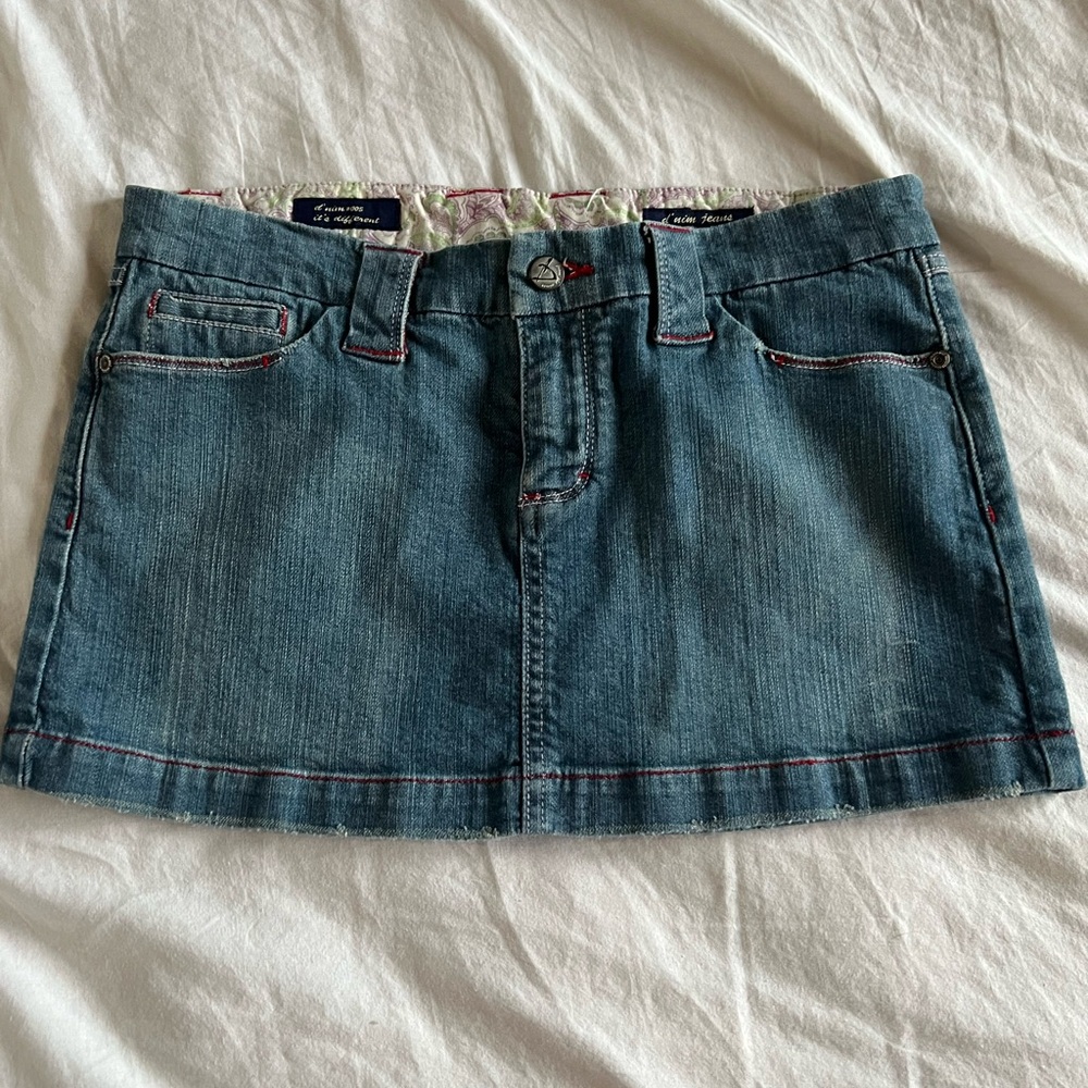 Denim Mini Skirt With Heart-Shaped Back Poackets